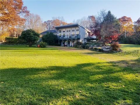 107 Dow Rd, Plainfield, CT 06374 photo 1
