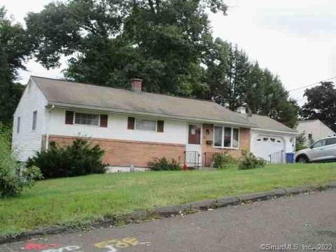 47 Pinecrest Dr, Southington, CT 06489