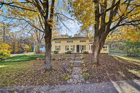 9 E Mountain Rd, Canton, CT 06019 photo 1