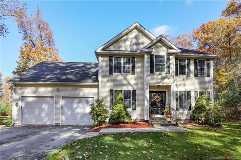24 Sunset Dr, Killingly, CT 06239 photo 1