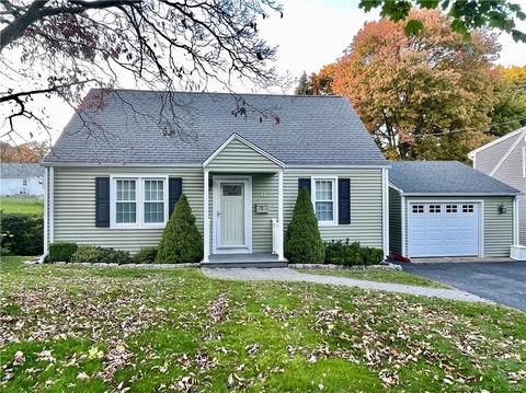 49 Cherry Ln, West Haven, CT 06516 photo 1