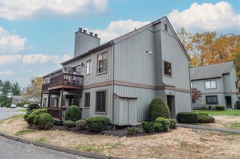 5 Walnut Ln #5, Brookfield, CT 06804 photo 1