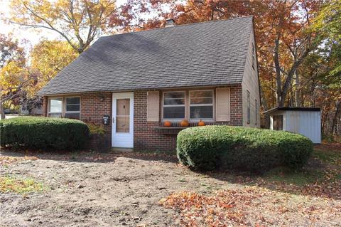 1 Ardman Dr, Willimantic, CT 06226 photo 1
