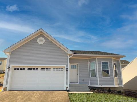 153 Webster Ln #2-37, Middletown, CT 06457