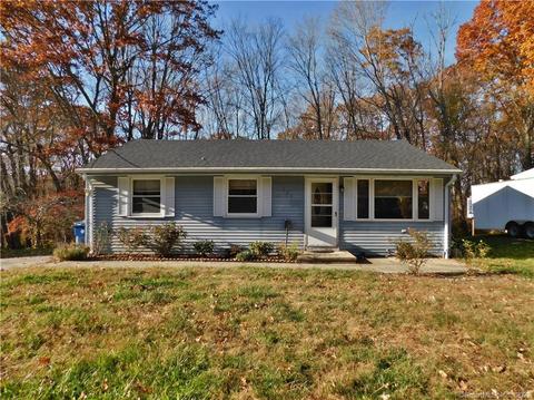 121 Roanoak Ave, Windham, CT 06226 photo 1
