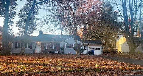 39 Robin Rd, Windsor, CT 06095 photo 1