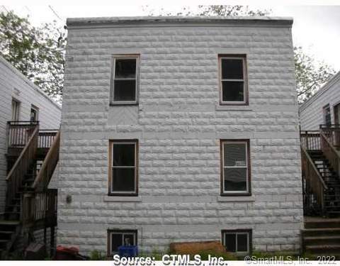 37 Lake St, Norwich, CT 06360