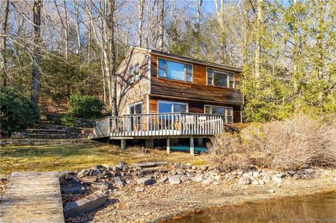 136 Lake Dr, Bethlehem, CT 06751 photo 1