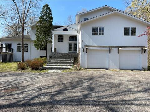 101 South St, Roxbury, CT 06783