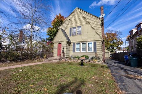 29 Helen St, Hamden, CT 06514