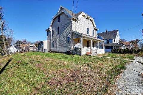 25 Wadsworth St, Manchester, CT 06040