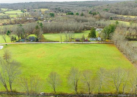210 Hampton Rd, Pomfret, CT 06259 photo 1