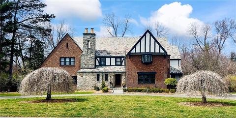 47 Westwood Rd, West Hartford, CT 06117