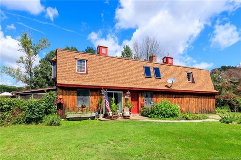 301 Putnam Pike, Killingly, CT 06241 photo 1