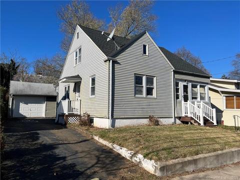 100 Hughes St, East Haven, CT 06512