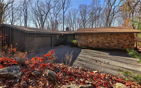 175 Wildwood Dr, Stratford, CT 06614