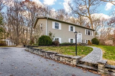 24 Mohawk Dr, East Lyme, CT 06357 photo 1