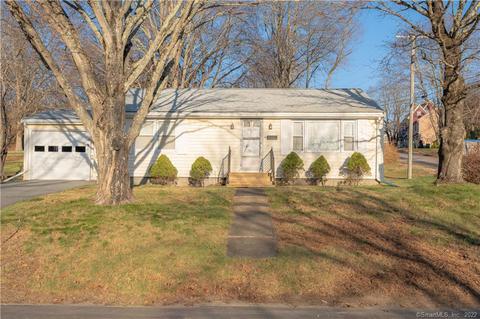 126 Katherine Ave, Killingly, CT 06239 photo 1