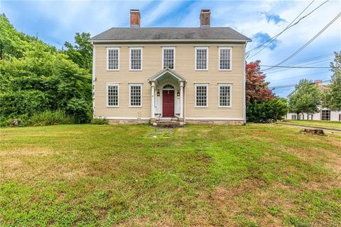 194 Main St N, Southbury, CT 06488