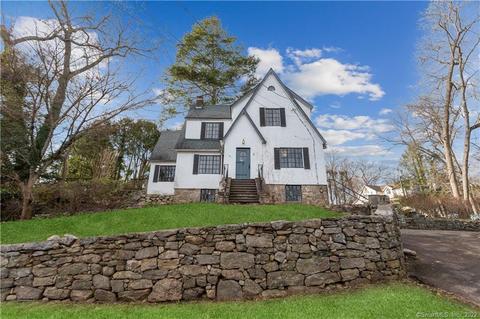 82 Valleywood Rd, Greenwich, CT 06807