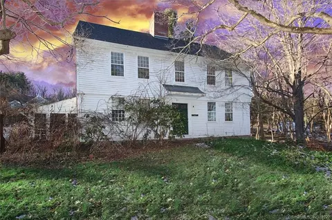 117 Upper State St, North Haven, CT 06473
