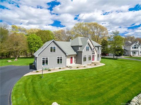 86 Crosswinds Dr, Groton, CT 06340 photo 1