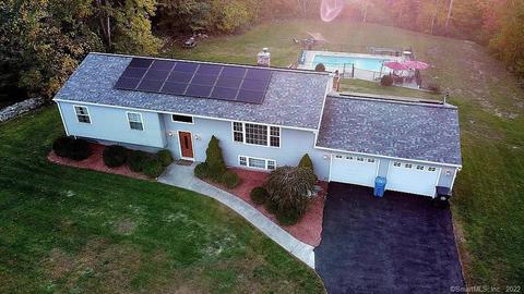 20 Coachman Pike, Ledyard, CT 06339 photo 1