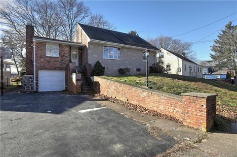 255 Pilgrim Rd, Bridgeport, CT 06606