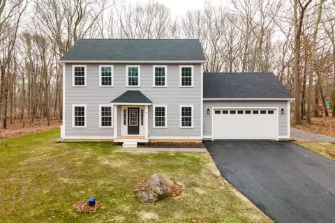 85 Vinegar Hill Rd, Gales Ferry, CT 06335