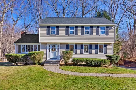 152 Flintlock Rd, Madison, CT 06443 photo 1