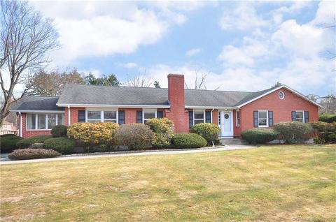 75 Eastview Dr, Windsor, CT 06095 photo 1