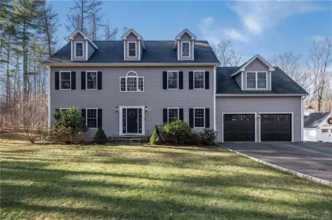 285 Warpas Rd, Madison, CT 06443 photo 1