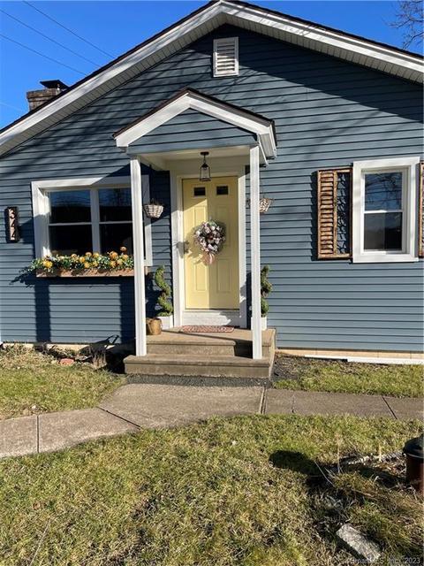 344 S Washington St, Plainville, CT 06062