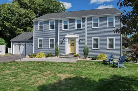 52 Swing Ln, Wethersfield, CT 06109 photo 1