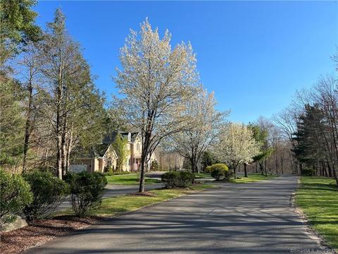 17 High Point Commons, Marlborough, CT 06447