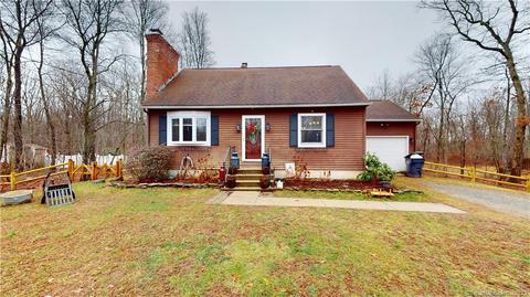 220 Windham Rd, Brooklyn, CT 06234 photo 1
