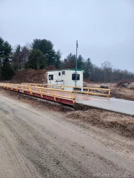 220-258 Newport Rd, Sterling, CT 06377