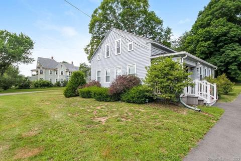 1348 Spruce St, Suffield, CT 06078