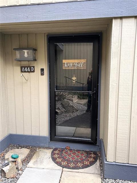 844 Heritage Vlg #D, Southbury, CT 06488