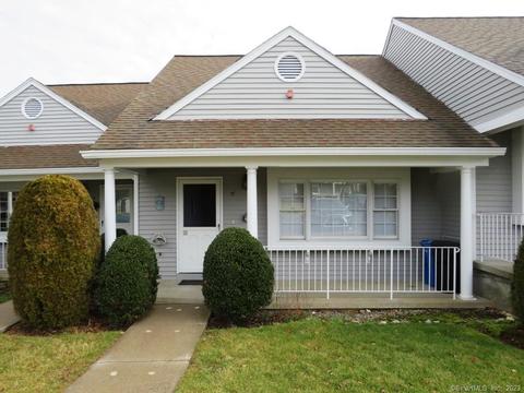 17 Highland Dr #17, Monroe, CT 06468