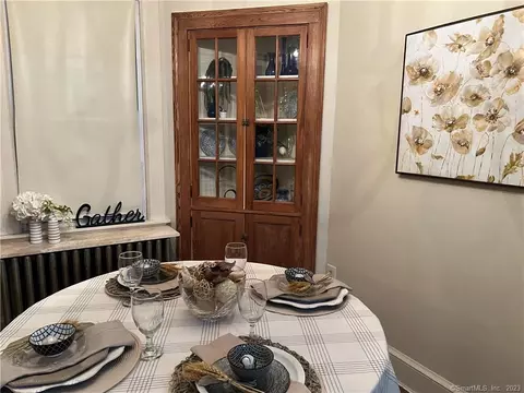 69 Goodrich Dr, Wethersfield, CT 06109 photo 1