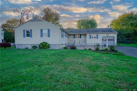 59 Ridge Crest Cir, Wethersfield, CT 06109 photo 1