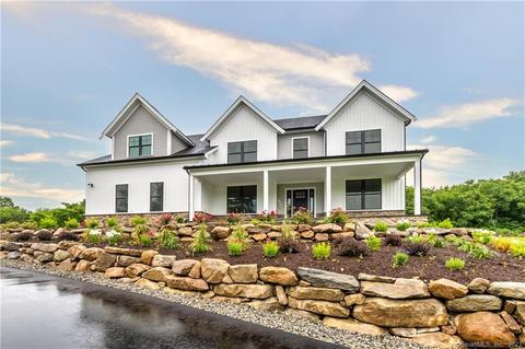 9 Yellowfin Ct, Stonington, CT 06378