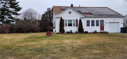 78 W Palmer St, Killingly, CT 06239 photo 1