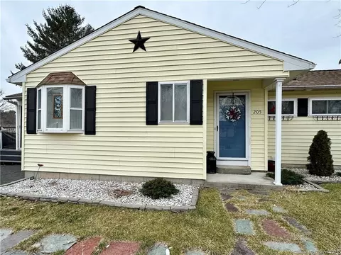 205 S Elm St, Windsor Locks, CT 06096 photo 1