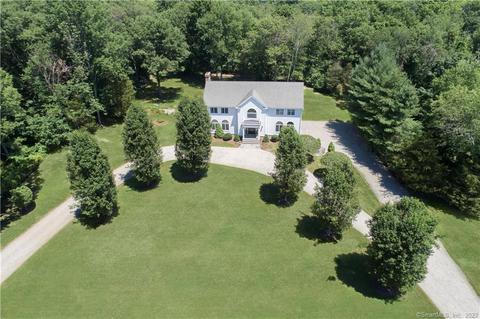 10 Fox Run, Wilton, CT 06897