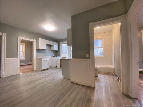 208 Clark St, New Britain, CT 06053