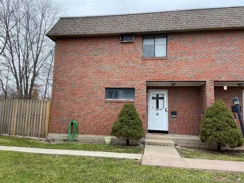 74 Sharon Ln #74, Wethersfield, CT 06109 photo 1