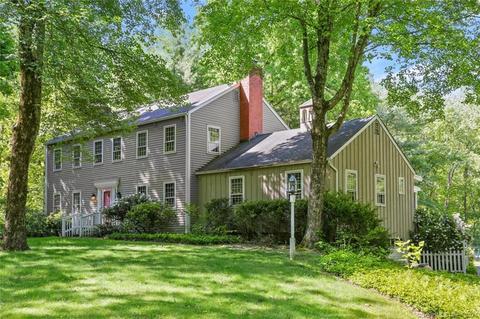 11 Lyndale Park, Westport, CT 06880