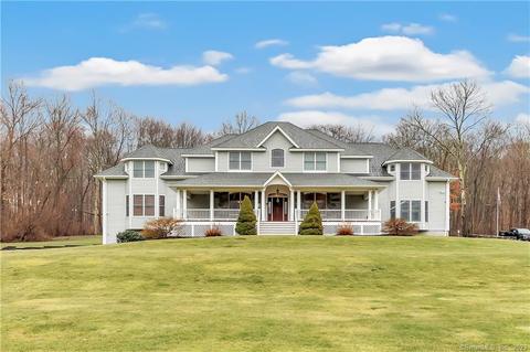 436 Quaker Farms Rd, Oxford, CT 06478